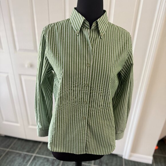 Foxcroft Tops - Green and white striped wrinkle free Foxcroft shirt sizd 6P